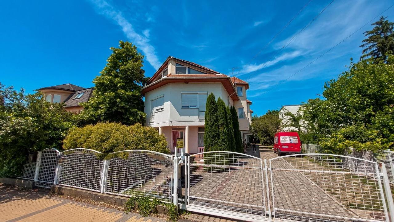 Zaira Apartman Hajdúszoboszló Exterior foto